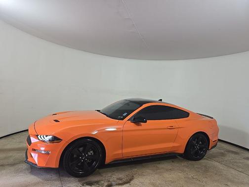 2021 Ford Mustang EcoBoost