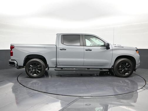 Slate Gray Metallic 2025 Chevrolet Silverado 1500 Custom