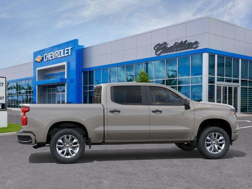 Summit White 2026 Chevrolet Silverado 1500 Custom