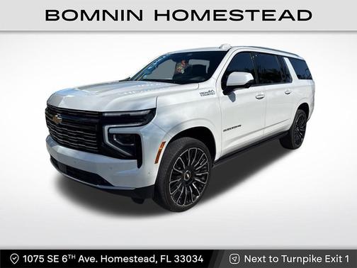 Iridescent Pearl Tricoat 2025 Chevrolet Suburban 4WD High Country