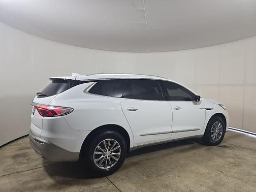 2022 Buick Enclave FWD Essence