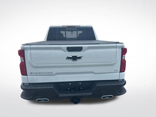 Summit White 2026 Chevrolet Silverado 1500 LT Trail Boss