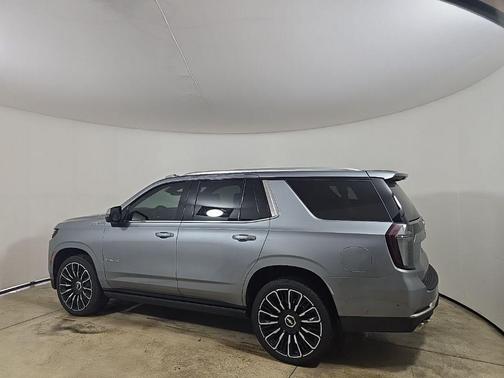 2025 Chevrolet Tahoe 4WD High Country