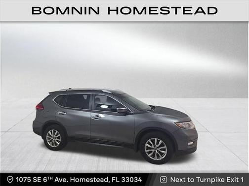 2017 Nissan Rogue SV