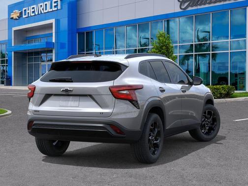 Sterling 2026 Chevrolet Trax LT