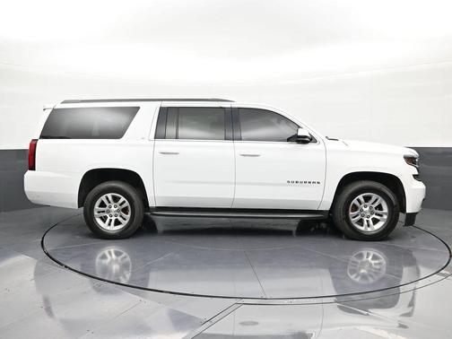 Summit White 2019 Chevrolet Suburban LT