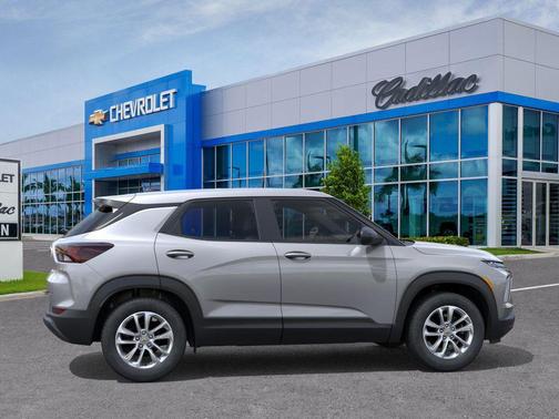 Sterling 2026 Chevrolet Trailblazer LS