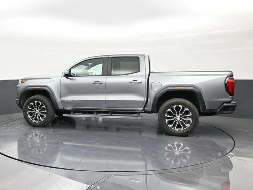 2023 GMC Canyon Denali