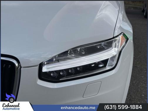 2016 Volvo XC90 T6 Momentum