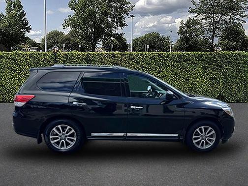2014 Nissan Pathfinder SL