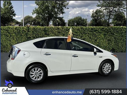 2013 Toyota Prius Plug-in Base