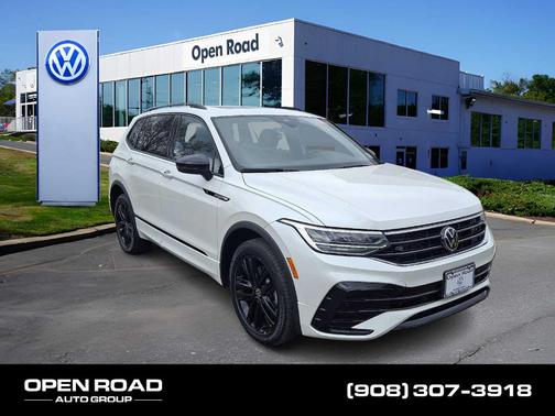 2022 Volkswagen Tiguan 2.0T SE R-Line Black