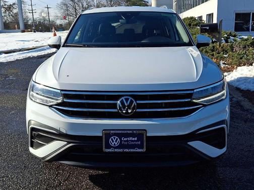 2024 Volkswagen Tiguan 2.0T SE