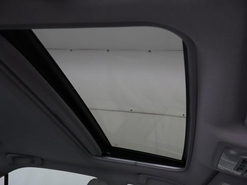 Ice Cap 2012 Toyota Camry XLE