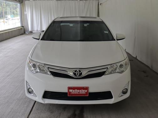 Ice Cap 2012 Toyota Camry XLE