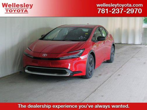 2025 Toyota Prius L