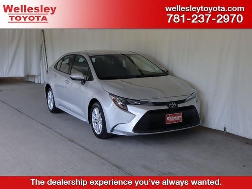 Classic Silver Metallic 2024 Toyota Corolla LE