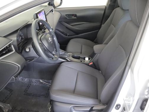 Classic Silver Metallic 2024 Toyota Corolla LE