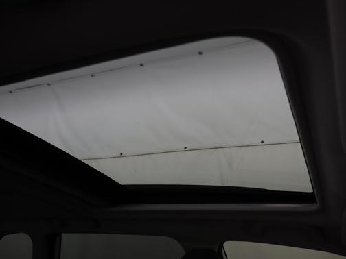 Crystal White Pearl 2023 Subaru Forester Sport