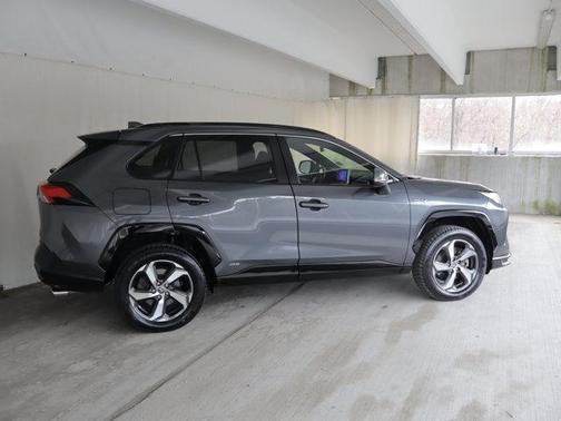 Magnetic Gray Metallic 2023 Toyota RAV4 Prime SE