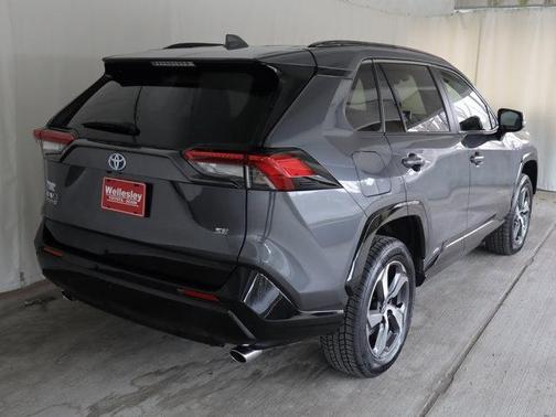 Magnetic Gray Metallic 2023 Toyota RAV4 Prime SE