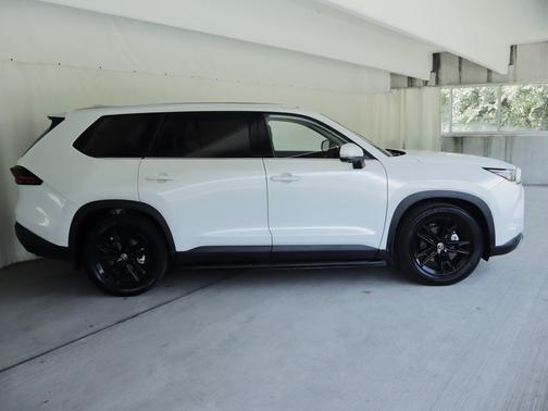 Wind Chill Pearl 2026 Toyota Grand Highlander Hybrid Limited