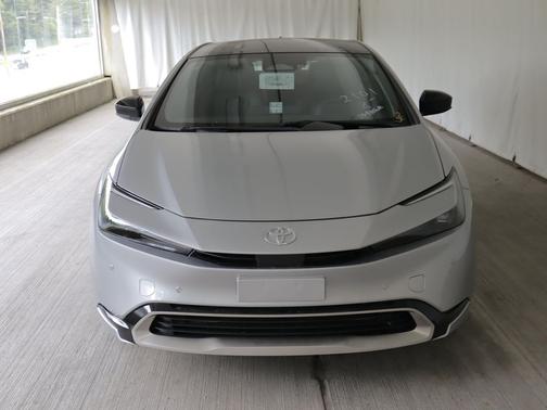 Cutting Edge 2026 Toyota Prius Plug-In Hybrid XSE