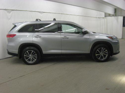 2019 Toyota Highlander Hybrid XLE