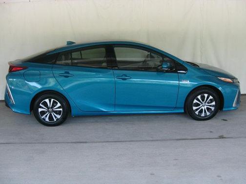 2018 Toyota Prius Prime Premium