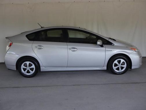 Classic Silver Metallic 2015 Toyota Prius Three