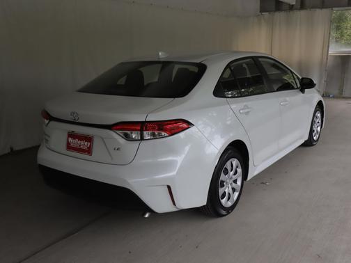 Wind Chill Pearl 2023 Toyota Corolla LE