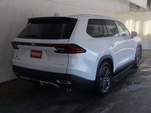 2025 Toyota Grand Highlander Hybrid Limited MAX