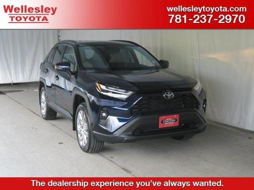 2024 Toyota RAV4 XLE Premium