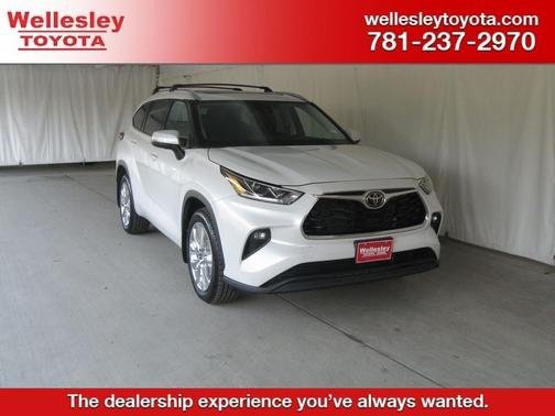 Wind Chill Pearl 2023 Toyota Highlander Limited