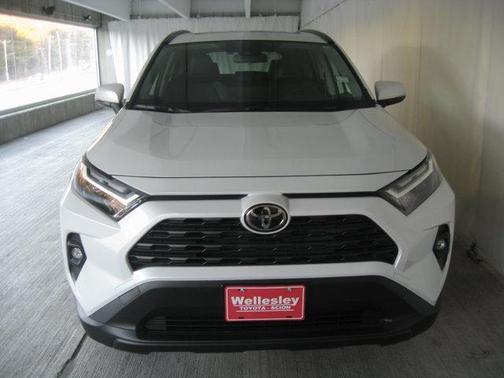 2025 Toyota RAV4 Hybrid XLE Premium