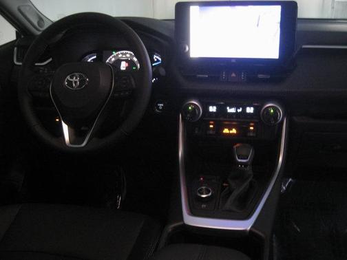 2025 Toyota RAV4 Hybrid XLE Premium