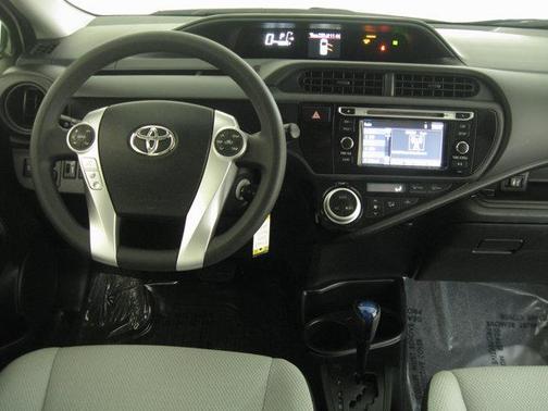 2017 Toyota Prius c One