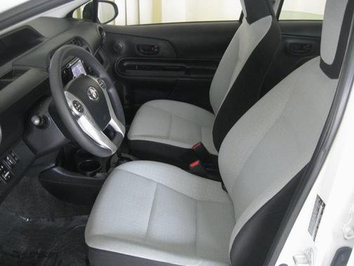 2017 Toyota Prius c One