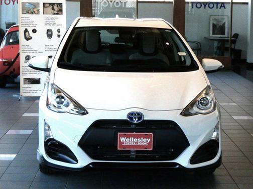 2017 Toyota Prius c One