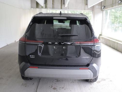 Midnight Black Met 2026 Toyota RAV4 Limited