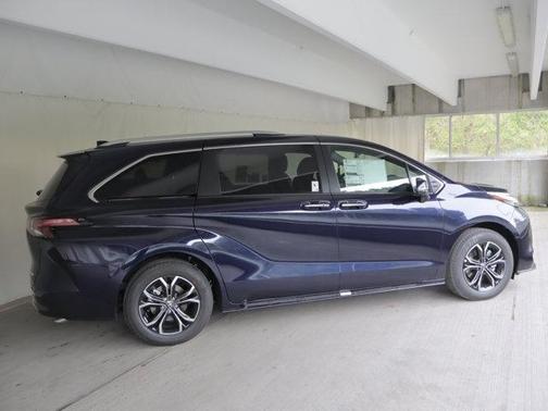 Blueprint 2026 Toyota Sienna Platinum