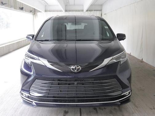 Blueprint 2026 Toyota Sienna Platinum
