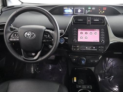 2020 Toyota Prius XLE
