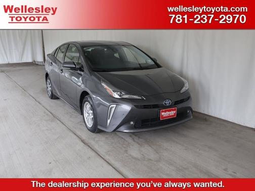 Magnetic Gray Metallic 2020 Toyota Prius XLE