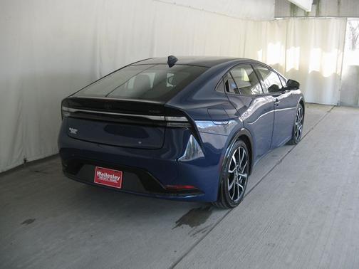 Reservoir Blue 2024 Toyota Prius Prime XSE