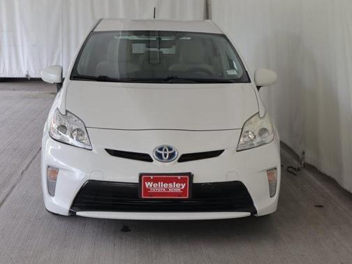 Blizzard Pearl 2012 Toyota Prius Two