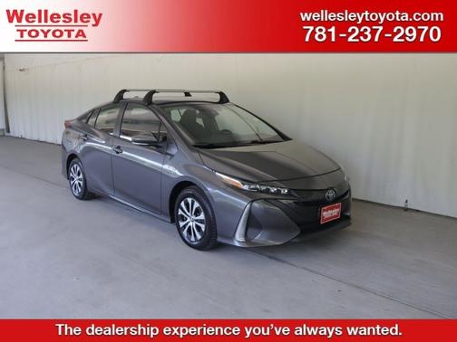 Magnetic Gray Metallic 2022 Toyota Prius Prime LE