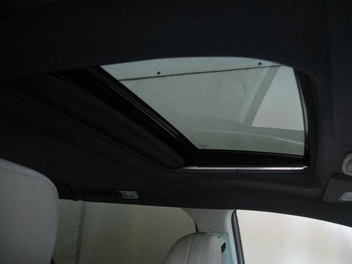 2023 Toyota Sienna Limited 7-Passenger