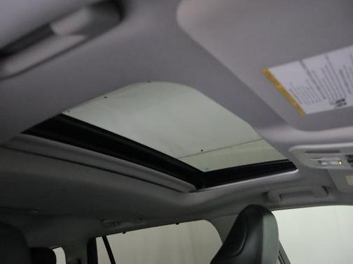 Magnetic Gray Metallic 2021 Toyota Highlander Hybrid XLE