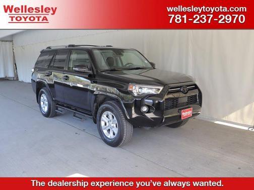 Midnight Black Metallic 2024 Toyota 4Runner SR5 Premium